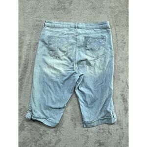 Gloria Vanderbilt Jordyn Skimmer Embroidered Cuffed Capri Blue‎ Size 14 Womens